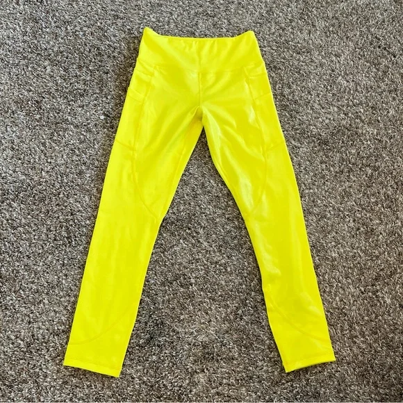 Zyia Leggings Bundle Womens Size 4 Camo Neon Yellow Activewear Compression - Picture 7 of 11